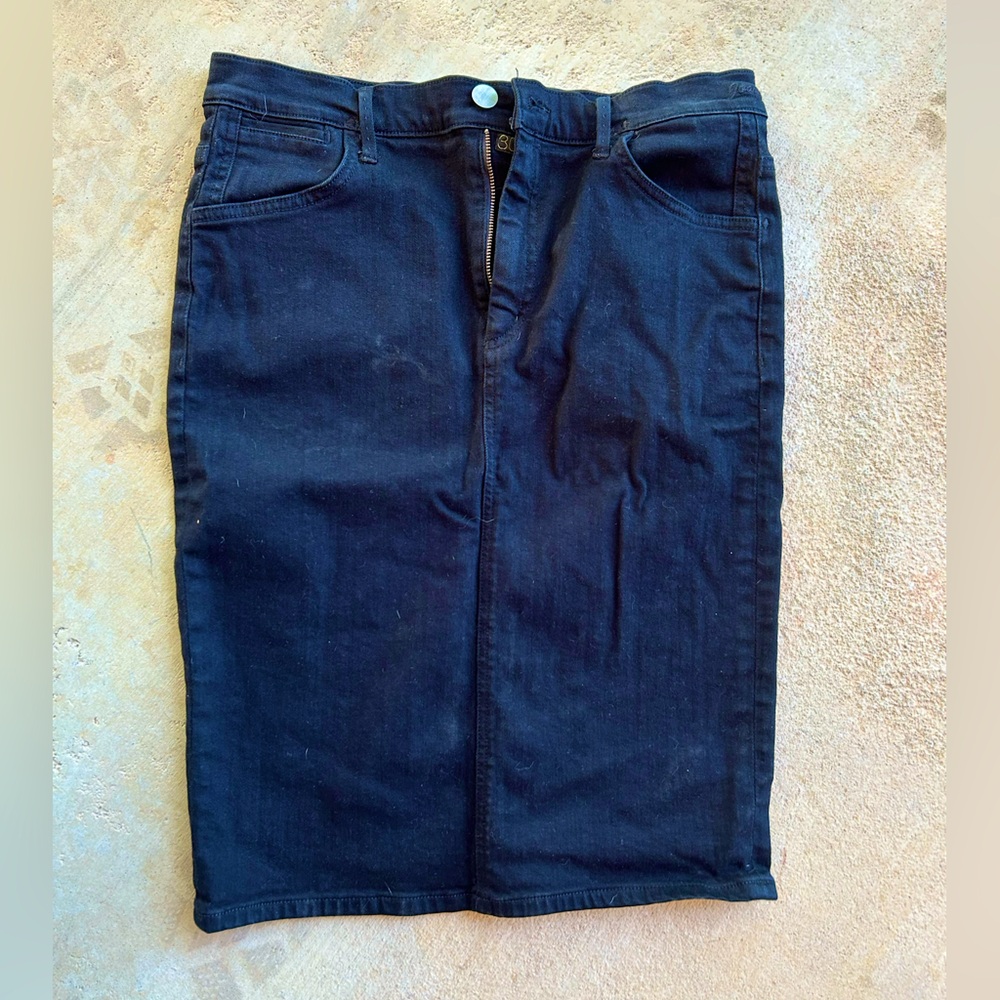 Goldsign Jean Pencil Skirt, size 30 in Black